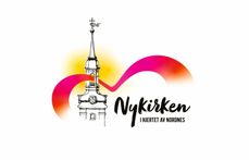 Nykirken i hjertet av Nordnes. Logo med tegning av tårnet til Nykirken og hjerteformet bølge.