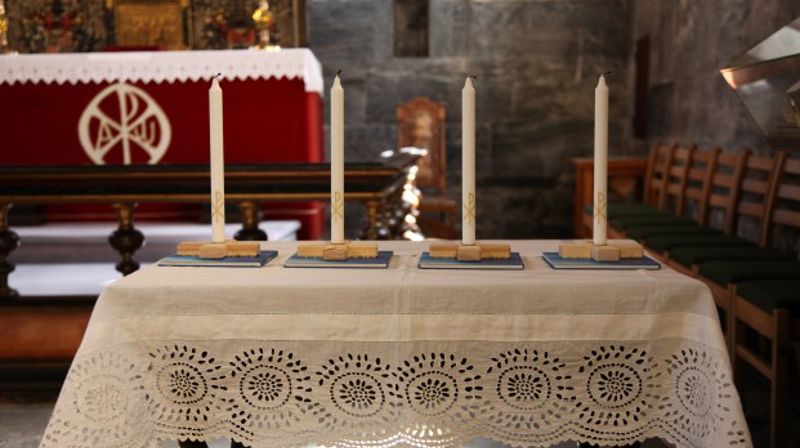 Dåpslys i Mariakirken.