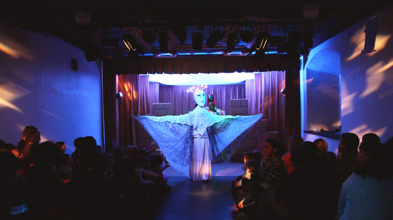 Den STORE engelen fra forestillingen "Juleevangeliet". Arkivfoto fra 2018. Foto: Anne Merete Solbakken