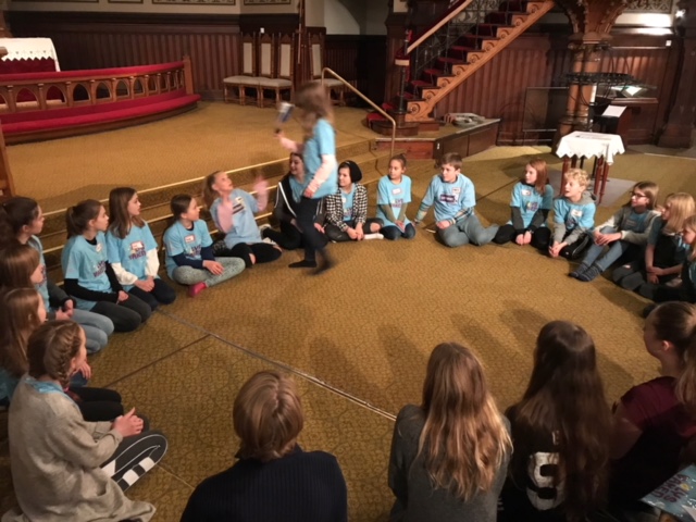 Lek under Lys Våken i Johanneskirken. 