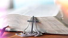 Alt er ikke like viktig. Og derfor trenger vi fastetiden. Kristen faste er å begrense det uviktige for å gi bedre plass til det viktige. Vi faster for å «holde fast» på prioriteringene.Foto: unsplash.com