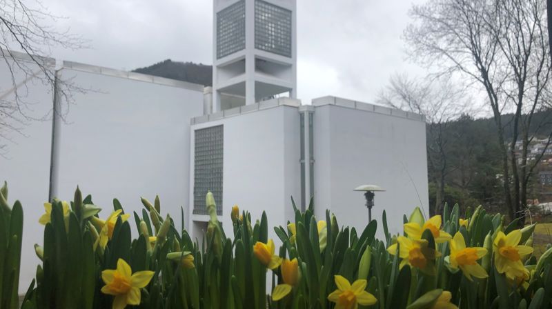 Gudstjeneste i Eidsvåg kirke.