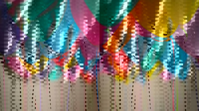 Bilde tatt av Adi Goldstein fra Unsplash