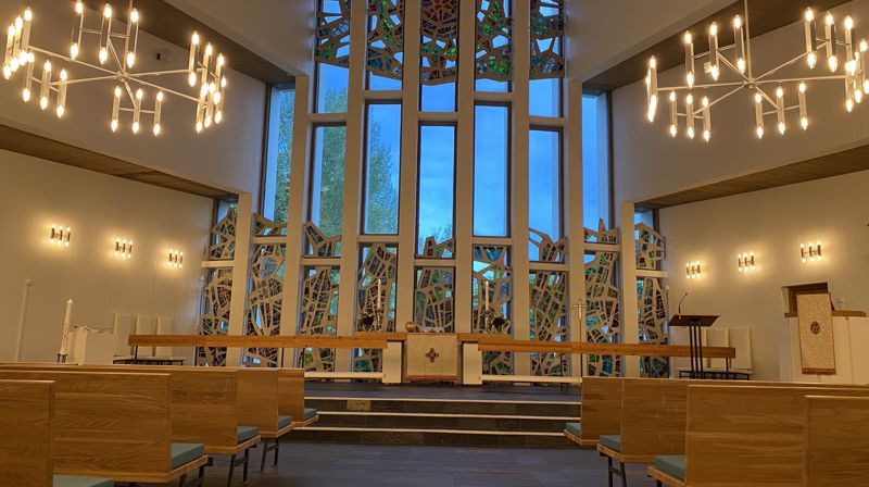 Landås kirke gjenåpner søndag 1. oktober!