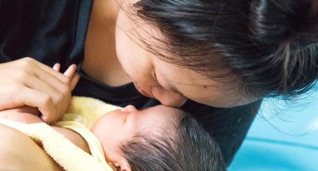 Mor og barn på Nådehjemmet