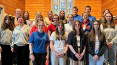 Regionalt ungdomskor vest Inviterer alle ungdommer fra 13 år og oppover til å delta i vårt regionale ungdomskor. Koret øver gjennom helgesamlinger som flytter seg rundt i regionen og besøker deltakernes lokale kor.