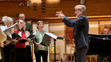 Per Eriksen, her med Jubilate og Kor e politiet, har gode minner om "Jeg er så glad hver julekveld"