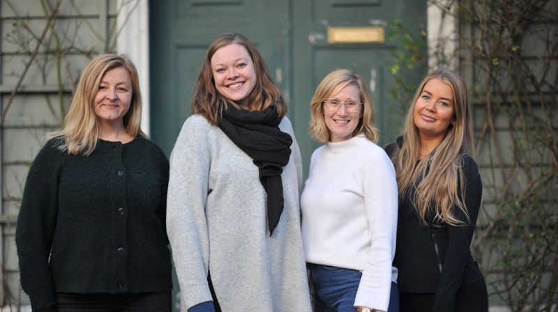 Fire ungdomsdiakoner er no på plass i Bergen. F.v. Eli Skimmeland, Maria Renså, Maria Aasheim Grosås og Susanne Tafjord Eriksen.