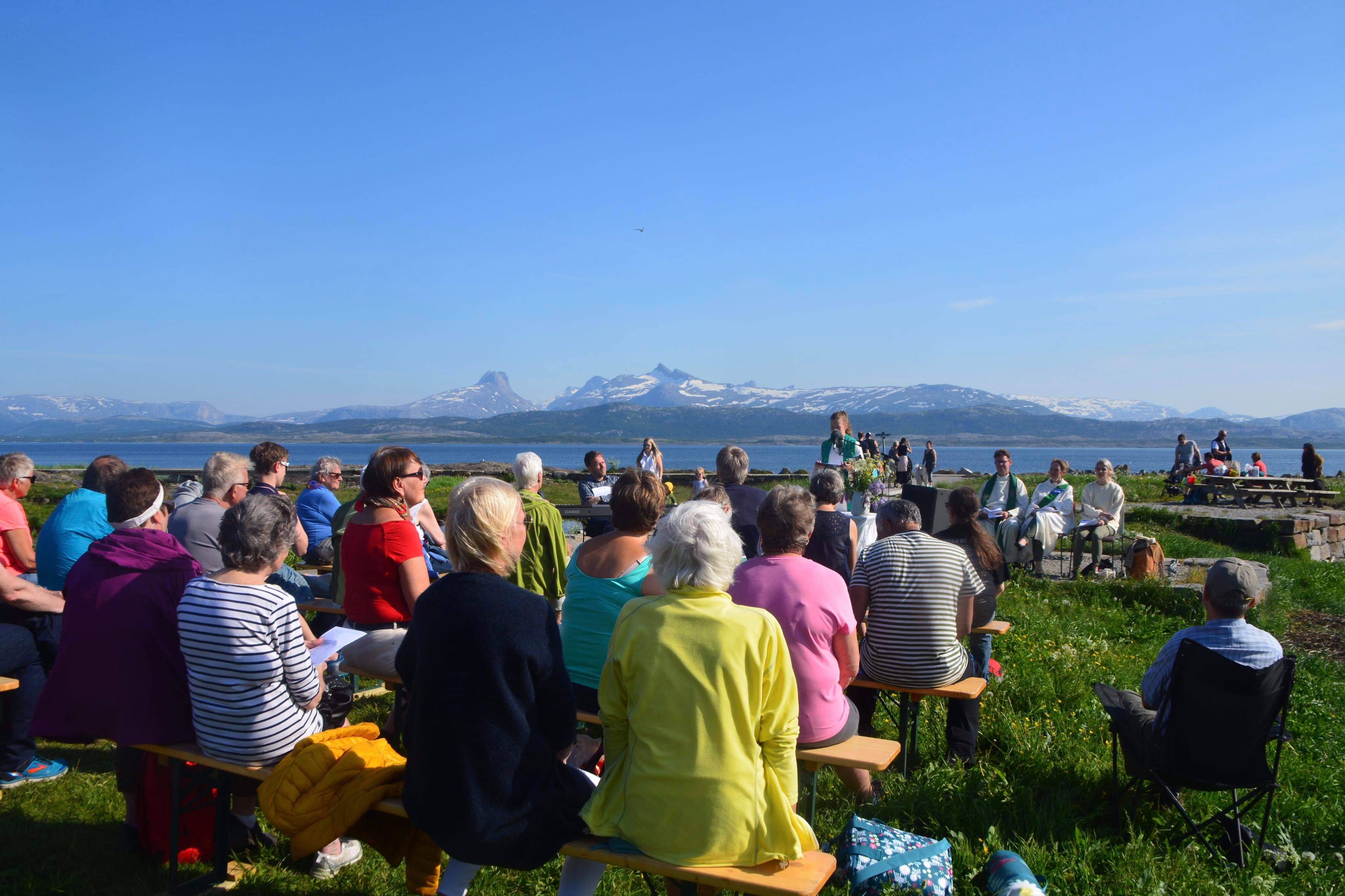 Fra friluftsgudstjenesten i 2020. Foto: Unn-Kristin Rield Smeplass