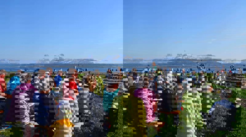 Fra friluftsgudstjenesten i 2020. Foto: Unn-Kristin Rield Smeplass