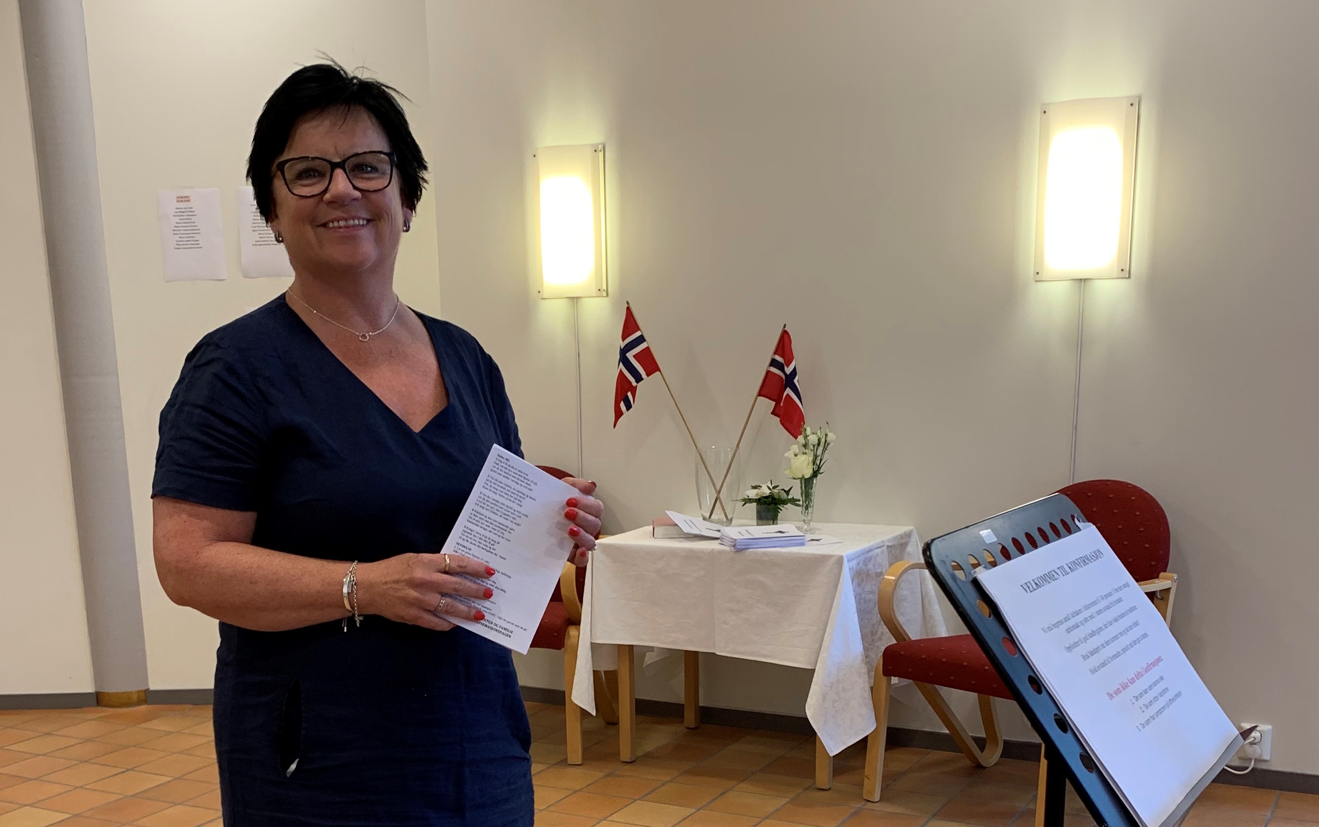 Anna Karin Hansen Steinro er frivillig medarbeider. Her er hun kirkevert under konfirmasjon 2020    Foto: Vigdis Larsen