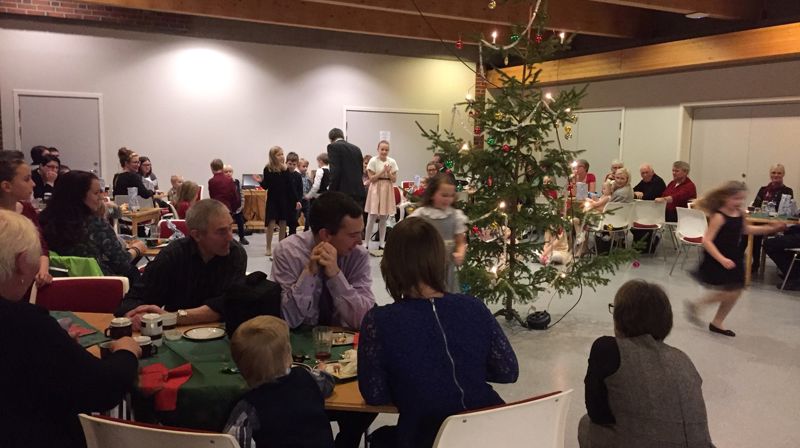 Juletrefest i Tverlandet Kirke