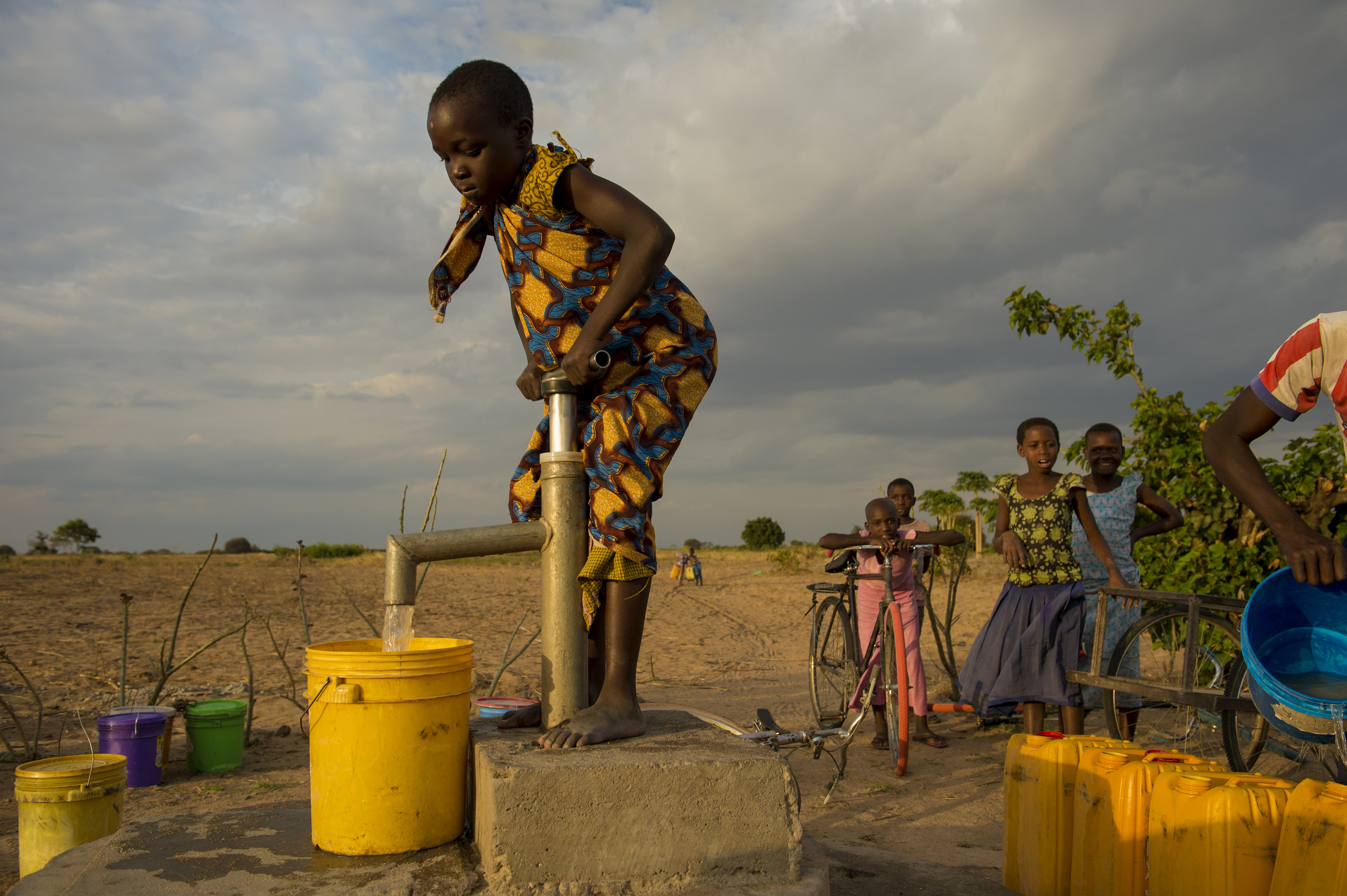 Vann gir liv, 36,5 millioner gir mye av begge deler. (Foto: Kirkens Nødhjelp)