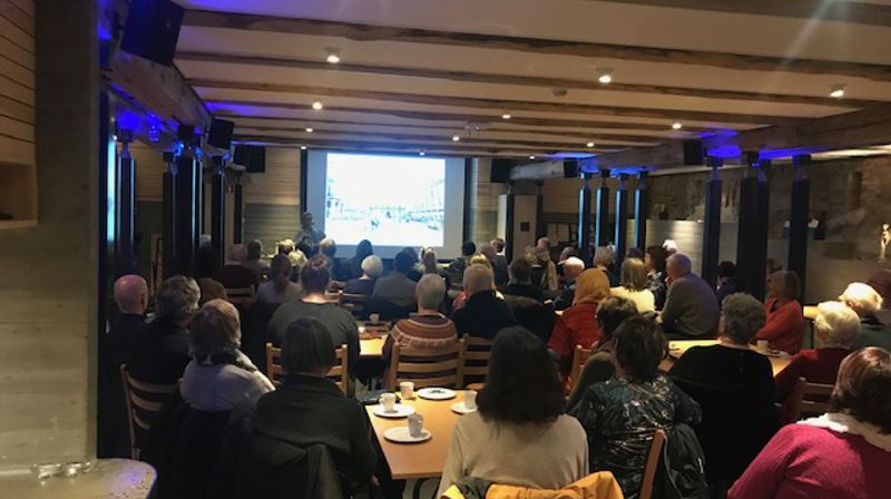 Glimt fra pilegrimskveld