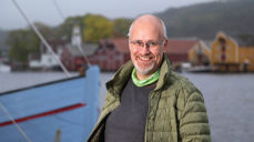 Vår nye sokneprest Leif Wikøren Nilsen har et nært forhold til havet. Foto: Ivar Barane