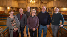 Jubileumskomiteen består av (f.v) Aud Tove Hovland, Kenneth Pedersen, Svein Ivar Midbrød, Ingun Stokstad Barane, Leif Erik Egaas og Knut Pettersen samt Leif Wikøren Nilsen og Elin Wood (ikke til stede på bildet).  Foto: Ivar Barane