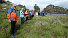 En positiv gjeng med gode klær for all slags vær.