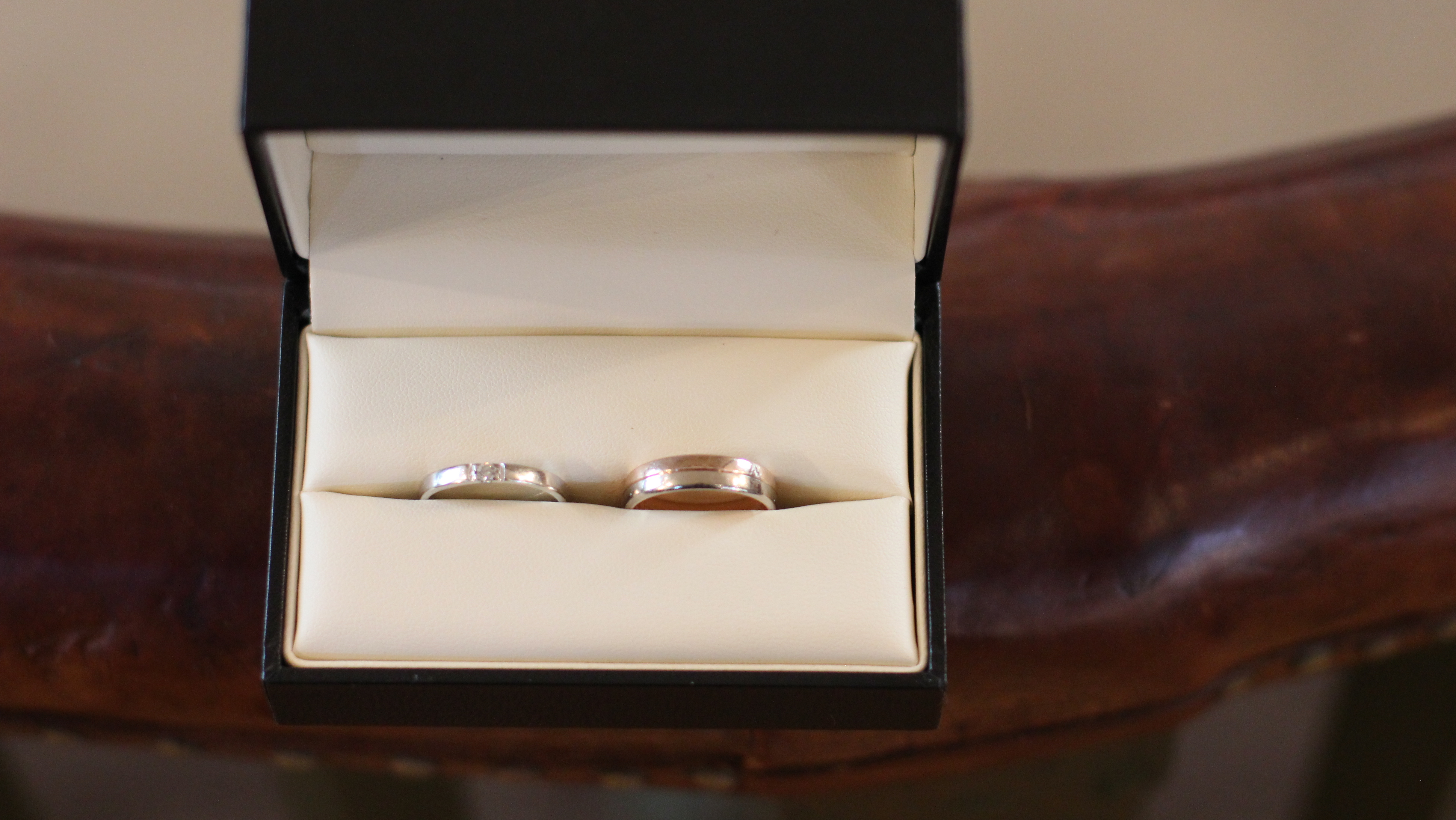 I år kan du ta skrittet og gifte deg med din utkårede onsdag 14. februar i Egersund kirke. Det koster ingenting, og vil foregå i all enkelhet med en fin ramme rundt vielsen.