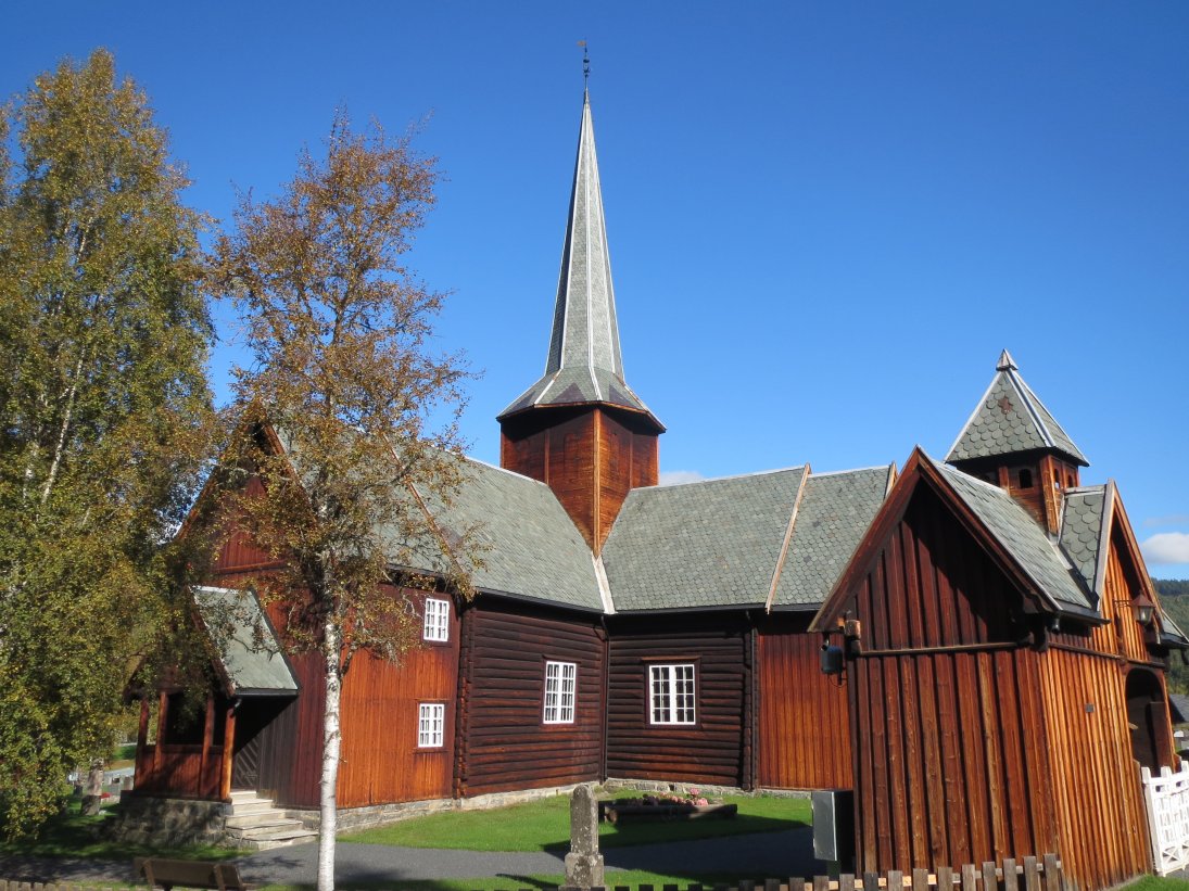 Bruflat kyrkje 275 år