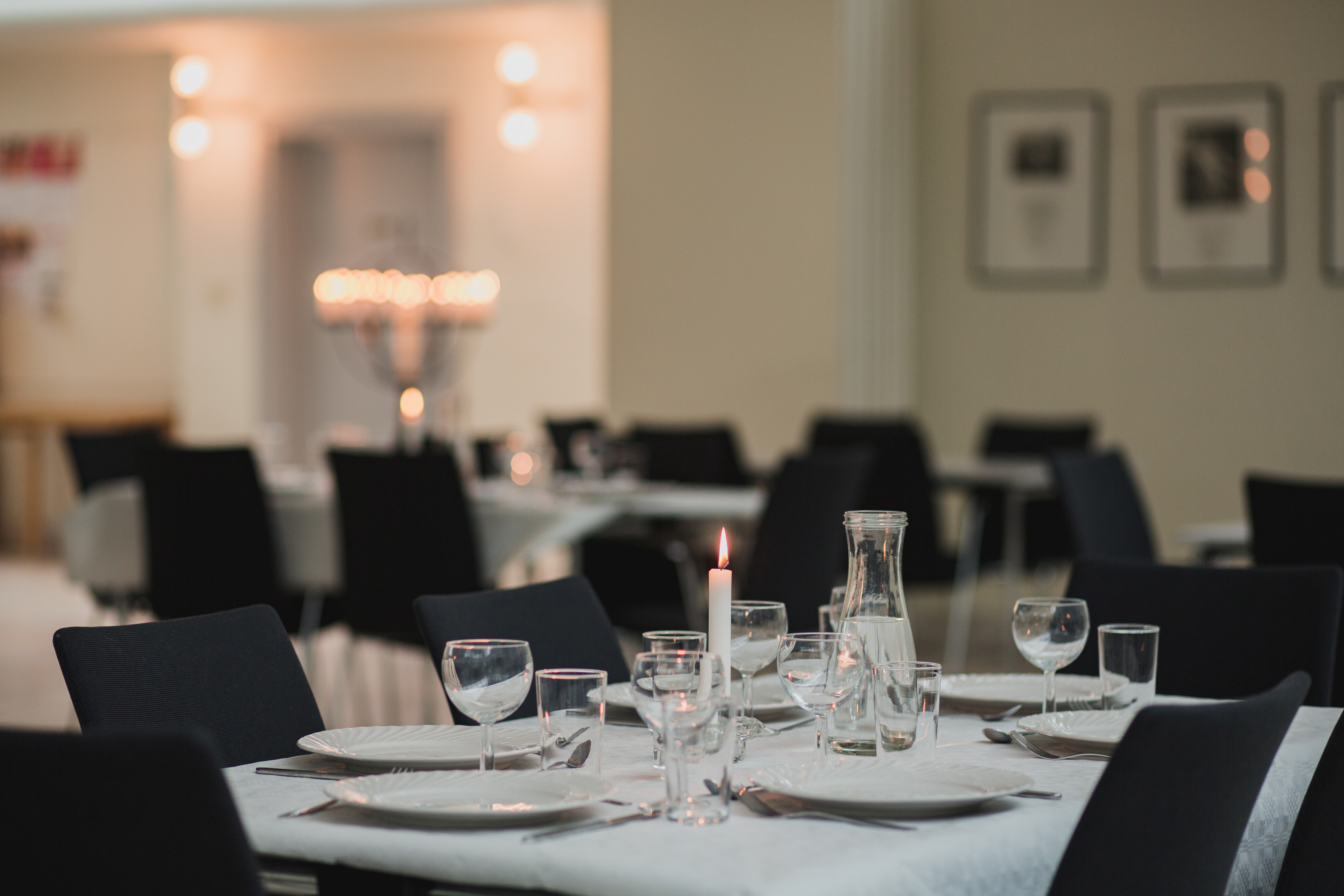 Gressvik menighetssenter har lyse, moderne og velholdte lokaler. Foto: Cecilia Riis Kjeldsen.