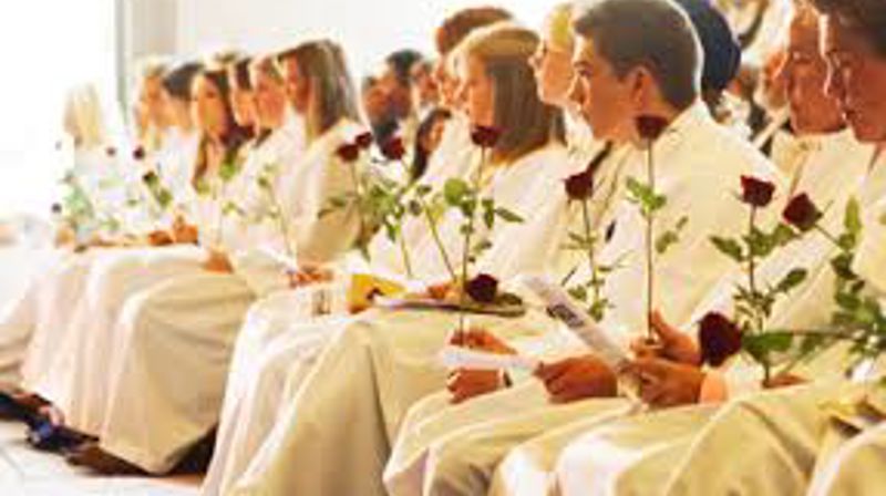 KONFIRMASJONS-GUDSTJENESTER FLYTTES TIL HØSTEN