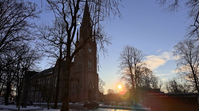 Soloppgang ved Domkirken (FOTO: Endre Fyllingsnes)
