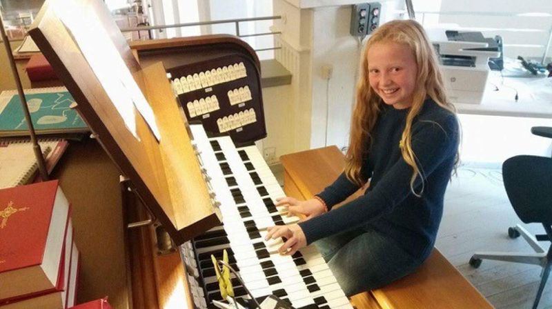 Fin reportasje om orgel-elever!