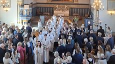 37 ungdommer var konrirmanter i Rolvsøy kirke nå i høst. I bladet er det bilde av alle - og invitasjon til å melde seg på til konfirmasjon for neste årstrinn.