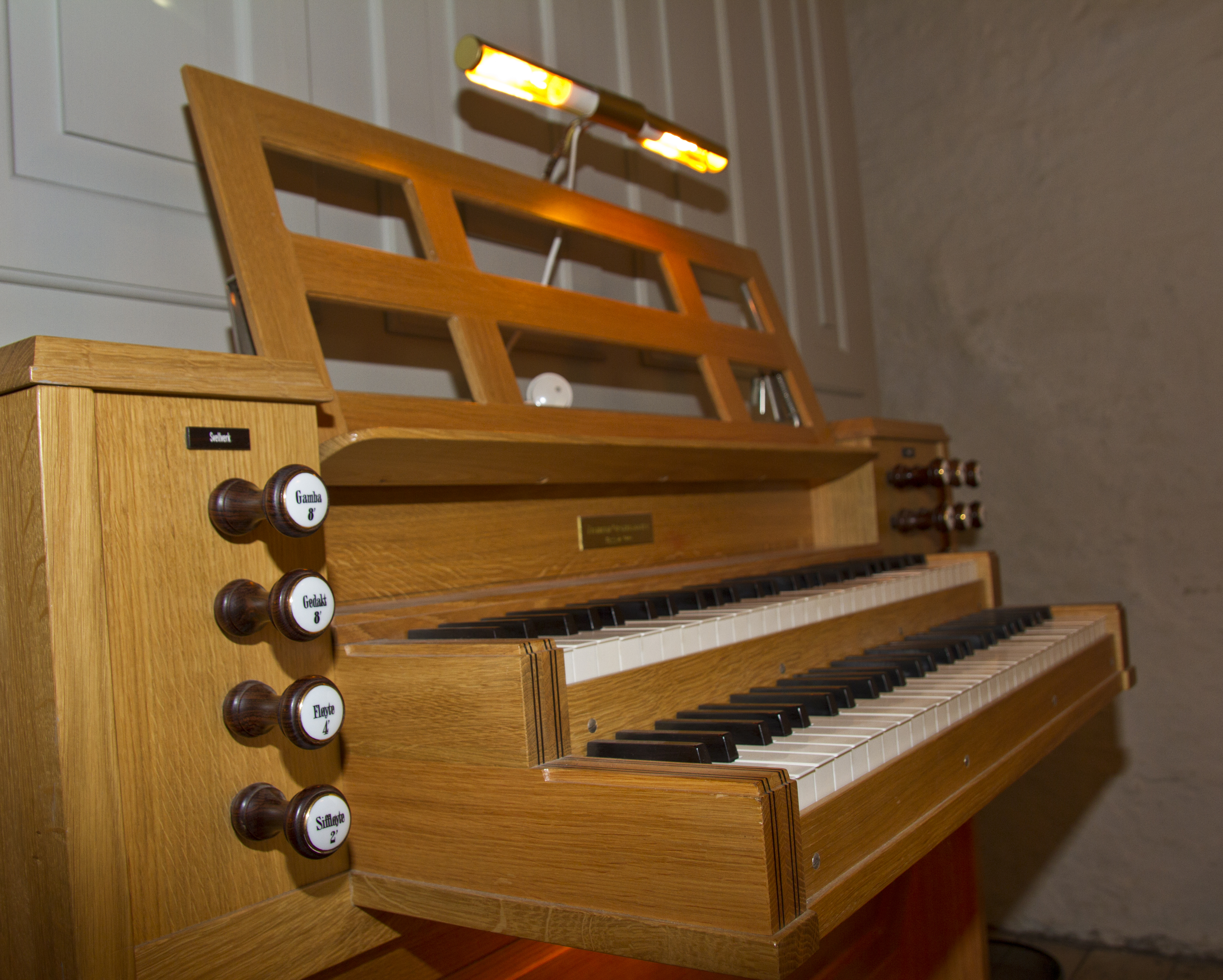 Venheim orgelbyggeri frå år 2000