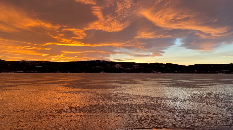 En islagt Randsfjorden gir hvilepuls å se på. Foto: Kirken i Gran/Inger S. Haug.