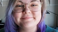 Hanna-Elise Grønmyr (26) er sommarvikar for prestane i Hareid og Ulstein. Foto: Privat