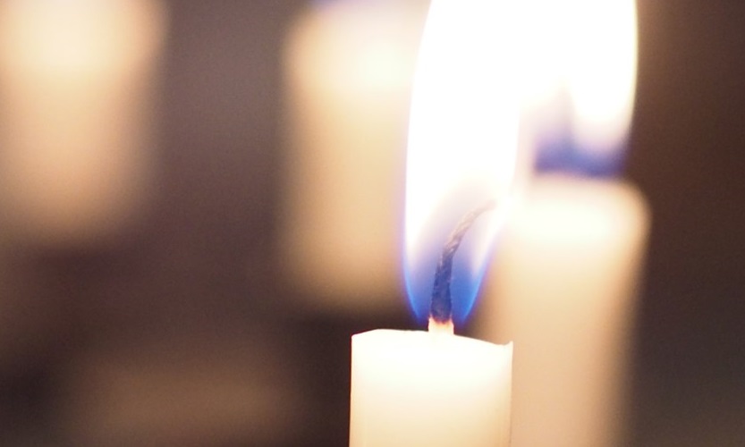 Laurdag 24. februar kl 18.15 er kyrkja ope for alle som vil kome.