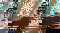 Dåp gjennomførast med eigne, korte dåpsgudstenester (max 10 personar frå dåpsfamilien).