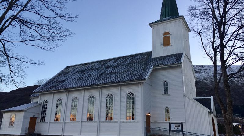 Bøn før gudstenestane i Hareid kyrkje