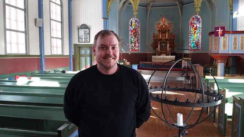 Jon Arnstein Haugen blir med på laget til Hareid sokn, og du vil heilt sikkert treffe på han når du besøkjer kyrkja og/eller kyrkjegarden. Ønsk han gjerne velkomen!