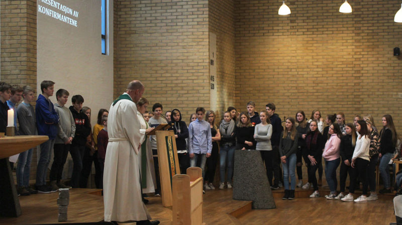 Konfirmantpresentasjon i Udland kirke