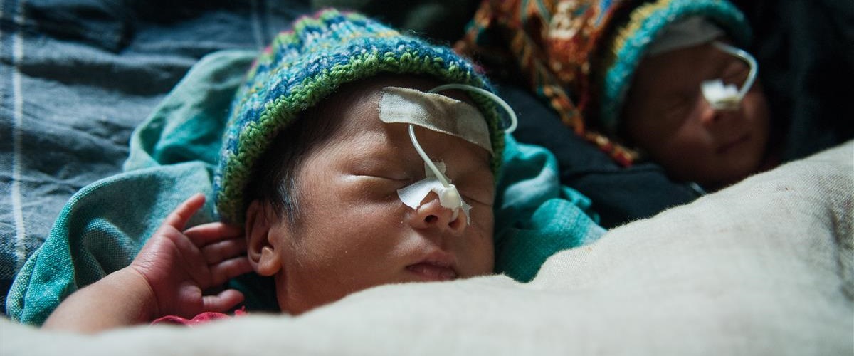 Sykeshuset har over 800 fødsler i året, og tilbyr gratis behandling for de minste. Foto: Normisjon.no