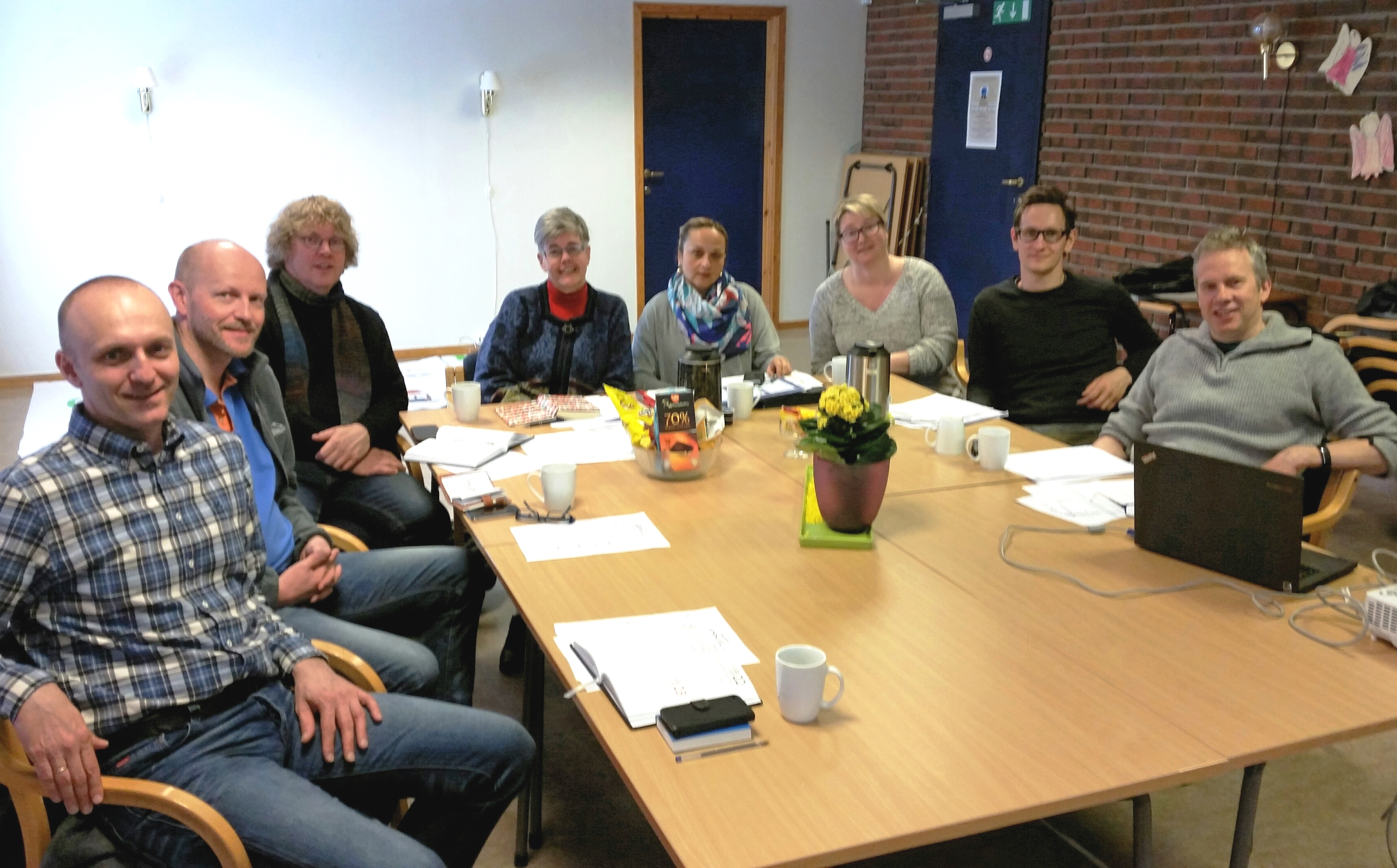 Fra venstre: Rune Steensnæs Engedal, Torgeir Vea, Goos ten Napel, Inger-Mette Brommeland, Ileana del Carmen Chuinti , Heidi Saltveit, Sveinar Medhaug og Jon Erik Strand.