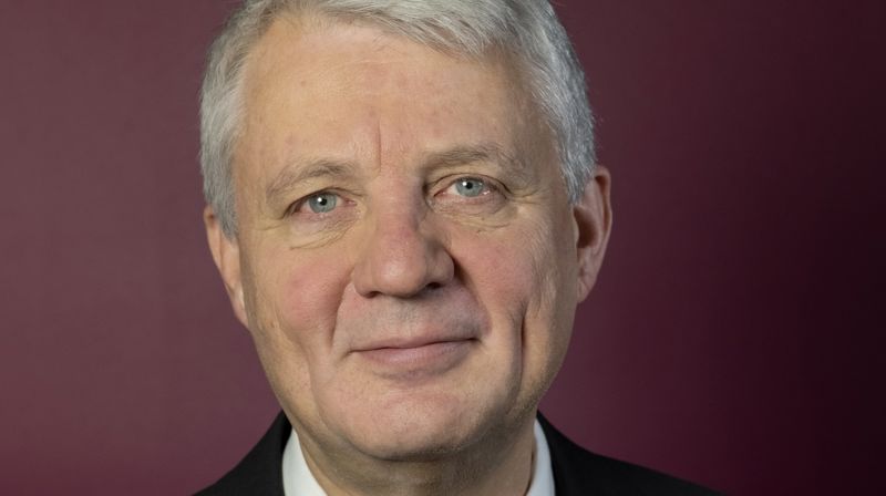 Dagfinn Høybråten til Vinje kirke 11. november