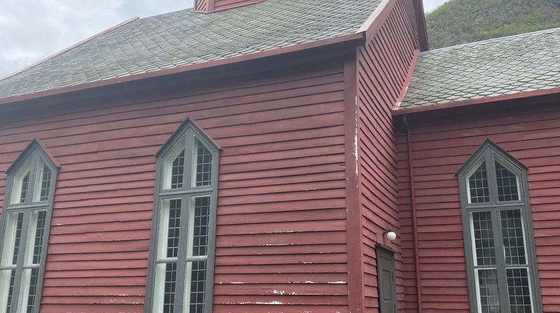 INNHENTING AV TILBOD PÅ MÅLING AV TØNJUM KYRKJE