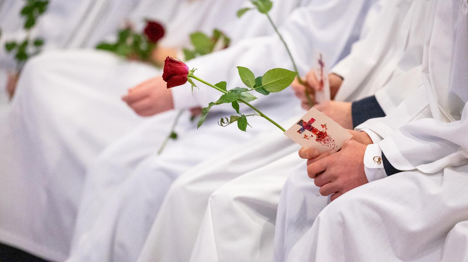 Konfirmasjonsdagen er en stor dag for både konfirmanten og familien. Foto: Helene Moe Slinning / Den norske kirke