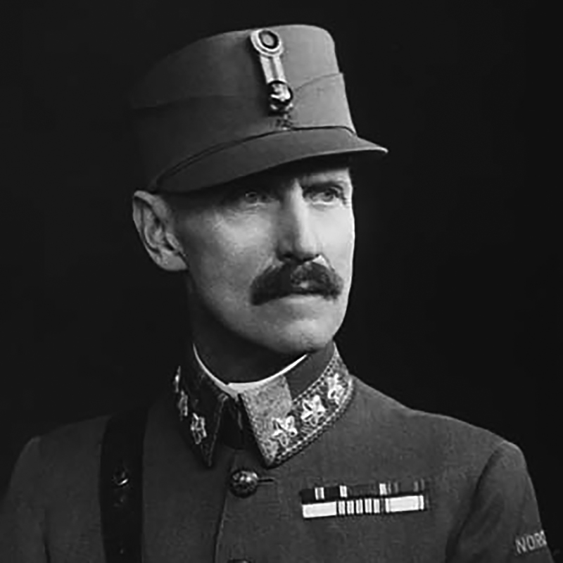 Kong Haakon 1942 (Foto: Vandyk (London), Det kongelige hoffs fotoarkiv)