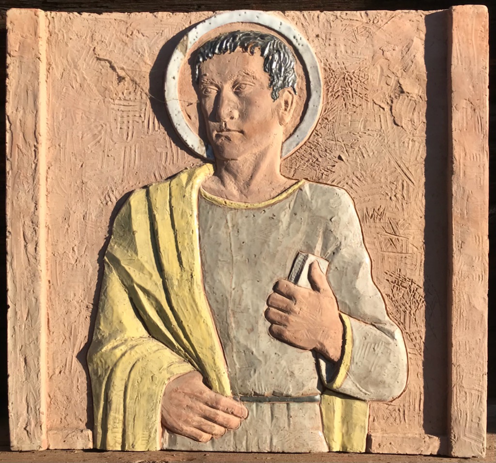 Et av de fire relieffene. Foto: Ole Jacob Flæten 