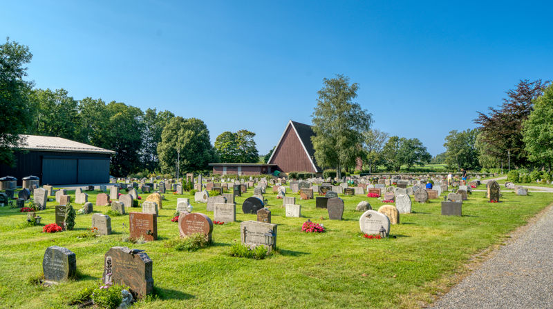 Gravplasser og kapell i Moss