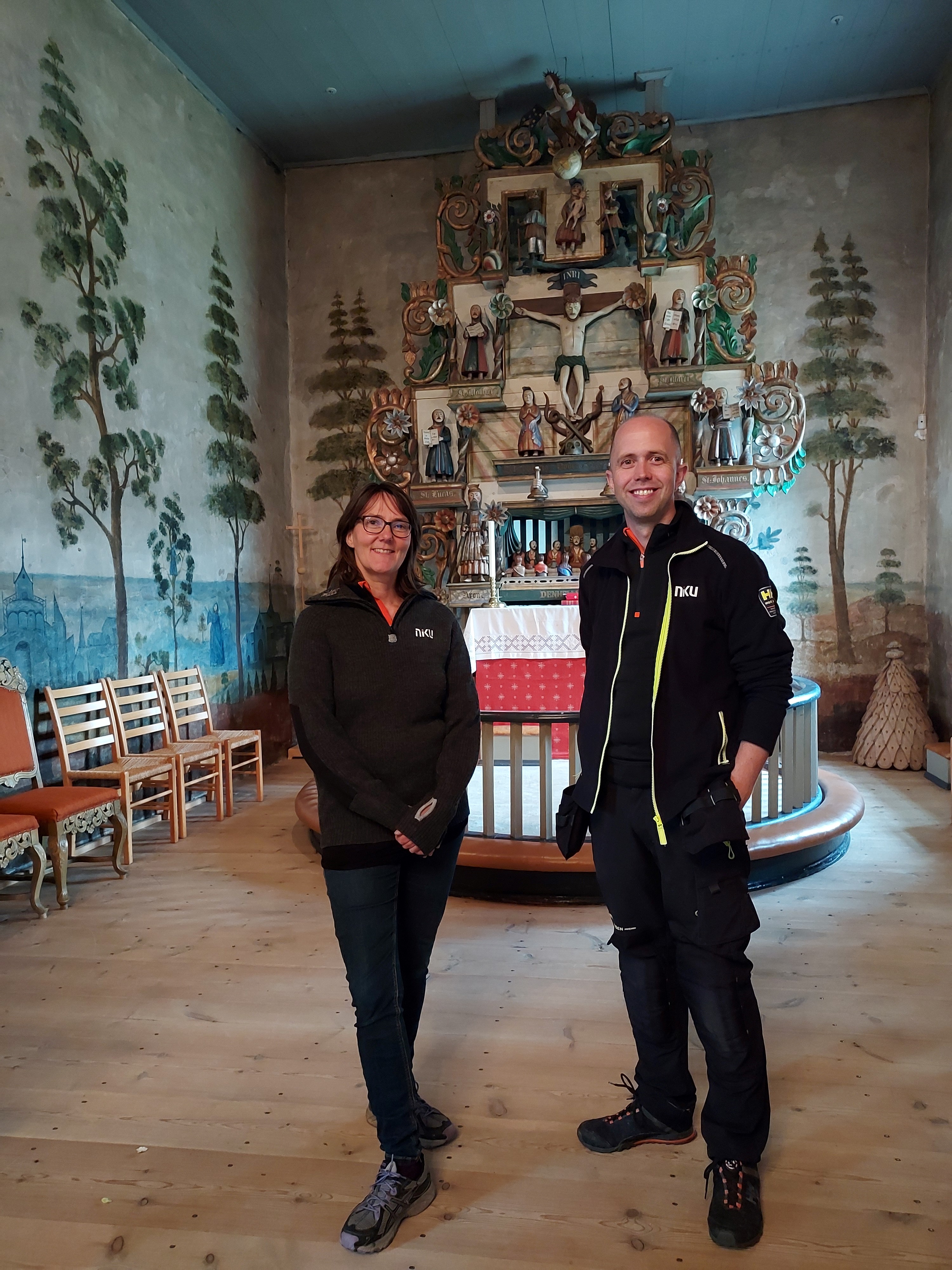 Susanne Kaun og Thomas Ragazzon Smestad frå NIKU.   Foto: Aud-Karin Hovi