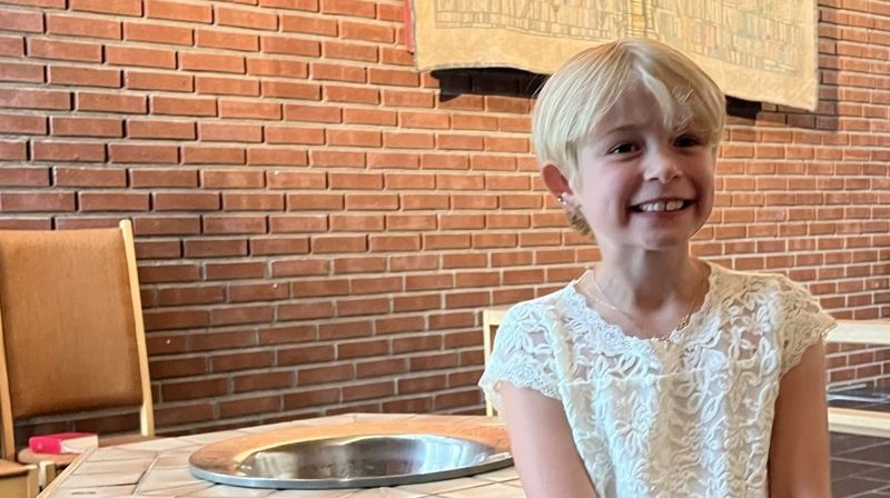 Hun tok valget selv: Ellinor (10) ble døpt i fjor