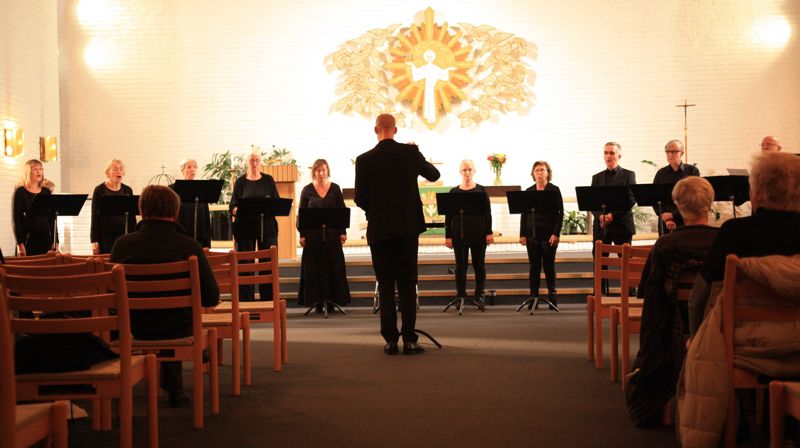 Har du lyst til å synge i et kor med både godt sosialt miljø og et godt musikalsk nivå?