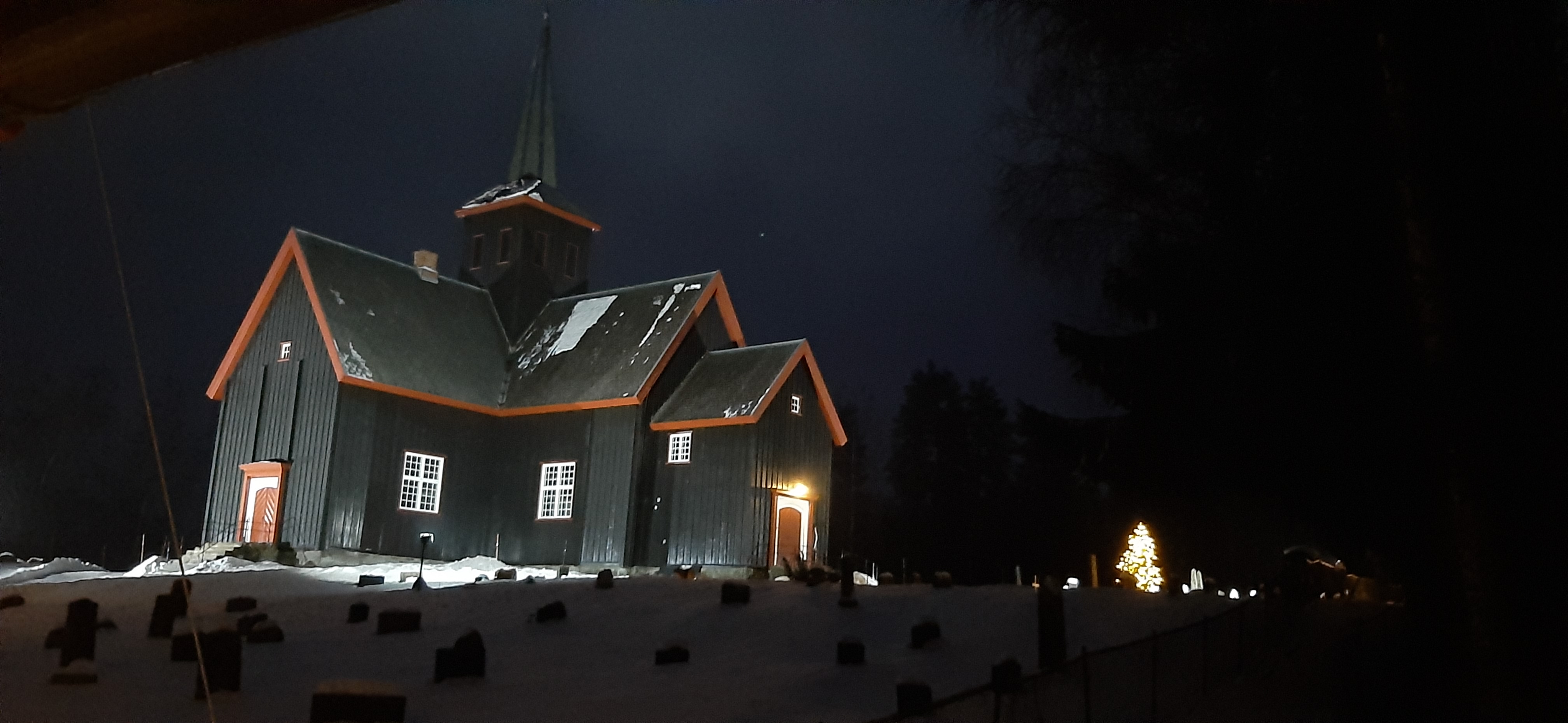 Nordsinni kirke - Nordsinni 641, 2870 Dokka