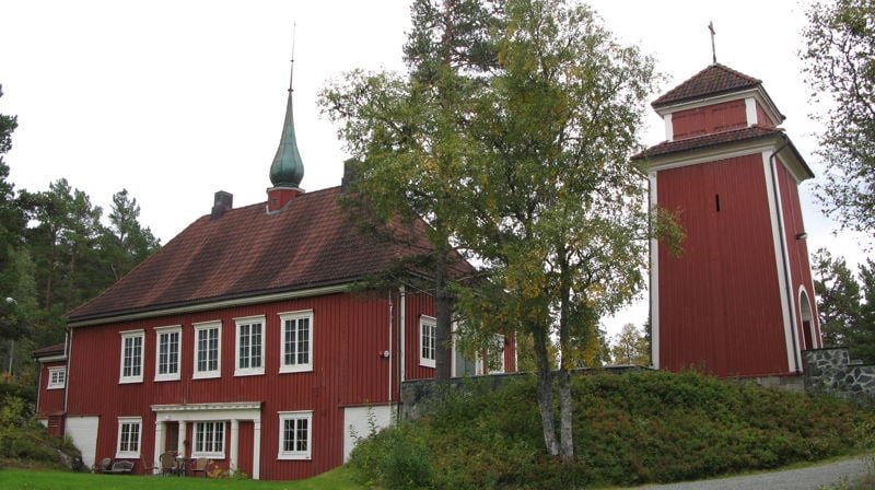Gravearbeider på Løkken kirkegård