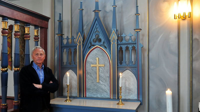 Nytt sidealter i Moe kirke